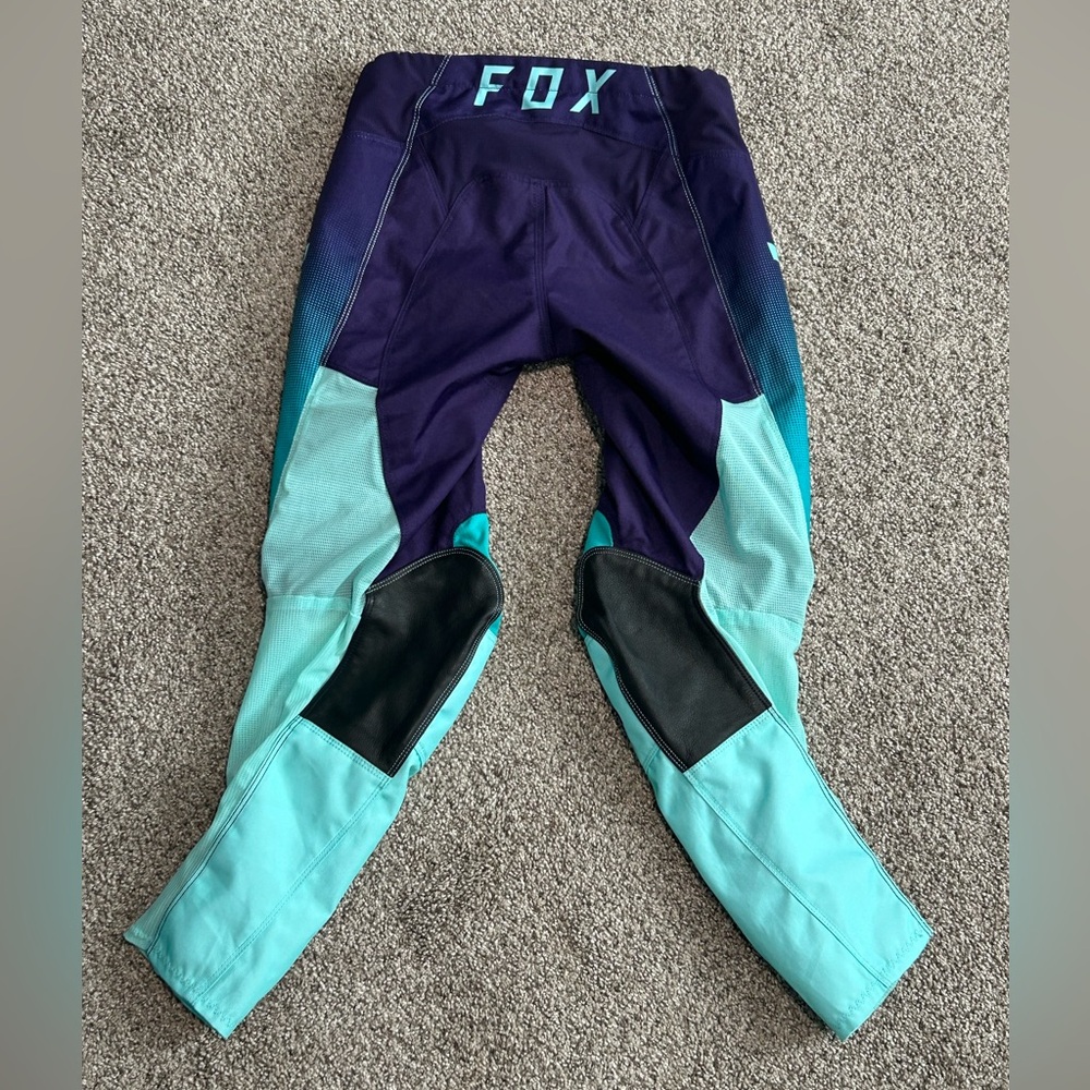 Fox Racing Kids 180 Purple and Teal Racing Pants Size 10/26 - Picture 2 of 4